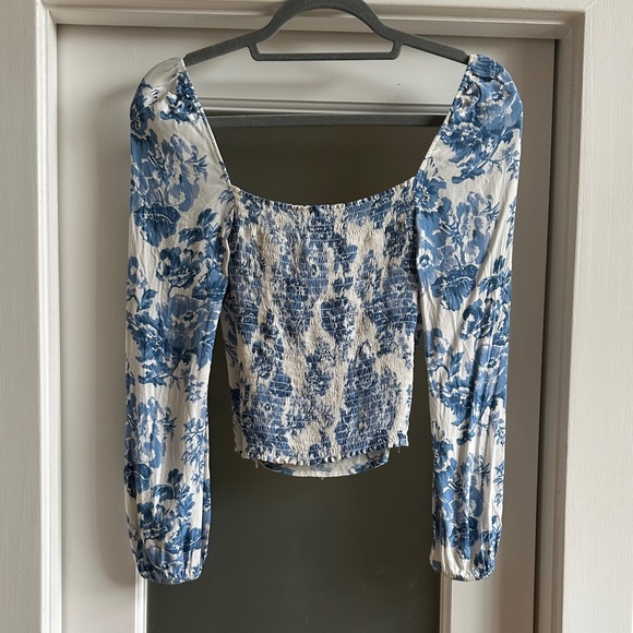 Reformation Reign Top - Picture 2 of 3